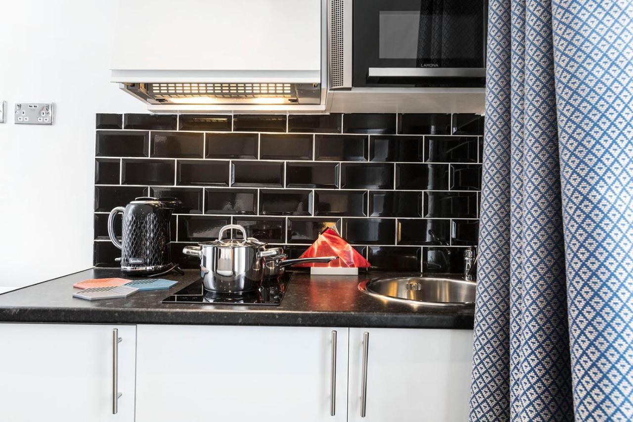 Oyo Orchid Apartments إيلفورد المظهر الخارجي الصورة