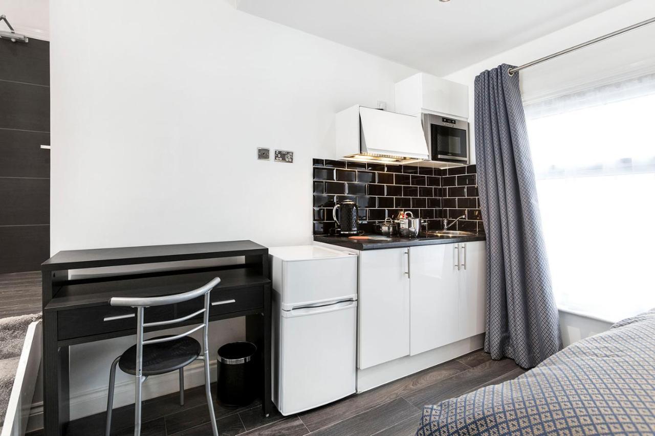 Oyo Orchid Apartments إيلفورد المظهر الخارجي الصورة