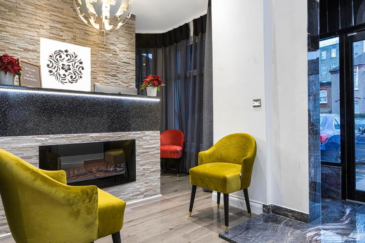 Oyo Orchid Apartments إيلفورد المظهر الخارجي الصورة