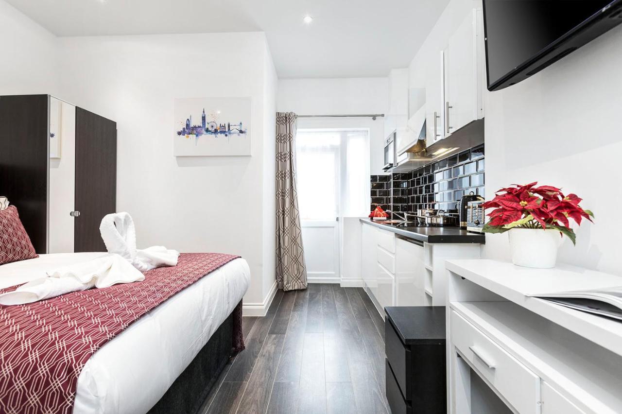 Oyo Orchid Apartments إيلفورد المظهر الخارجي الصورة